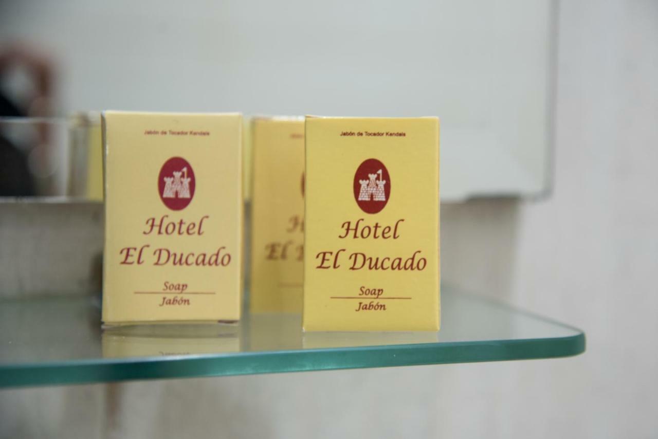 Hotel El Ducado Lima Bagian luar foto